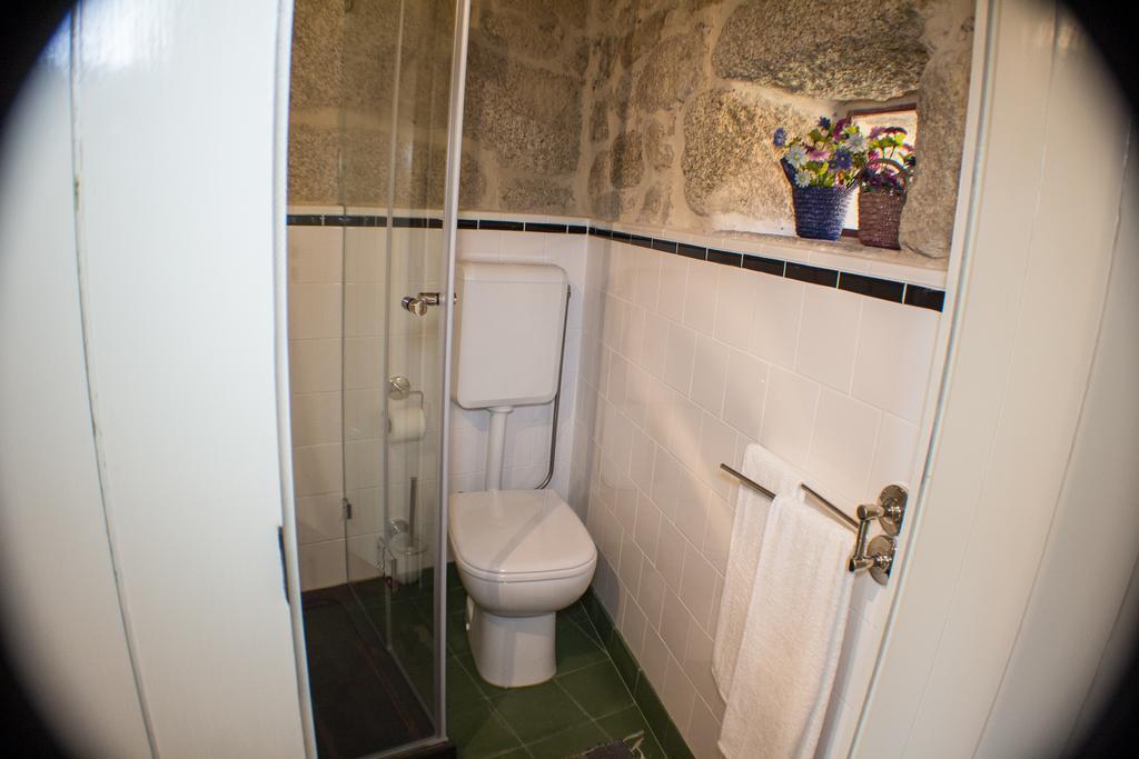 Maison d'hôtes Casas Dos Avos à Vale de Cambra Chambre photo