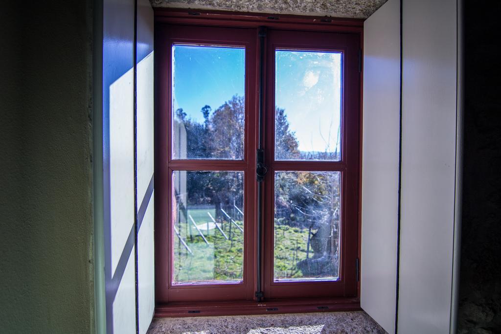 Maison d'hôtes Casas Dos Avos à Vale de Cambra Chambre photo
