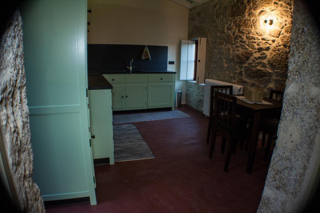Maison d'hôtes Casas Dos Avos à Vale de Cambra Chambre photo