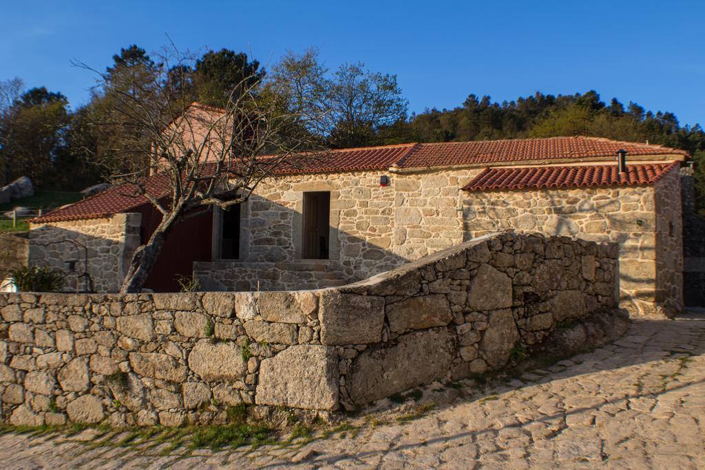 Maison d'hôtes Casas Dos Avos à Vale de Cambra Chambre photo