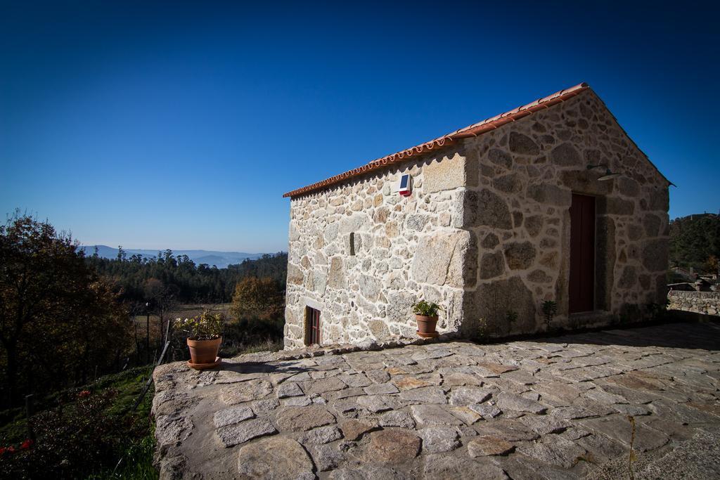 Maison d'hôtes Casas Dos Avos à Vale de Cambra Chambre photo