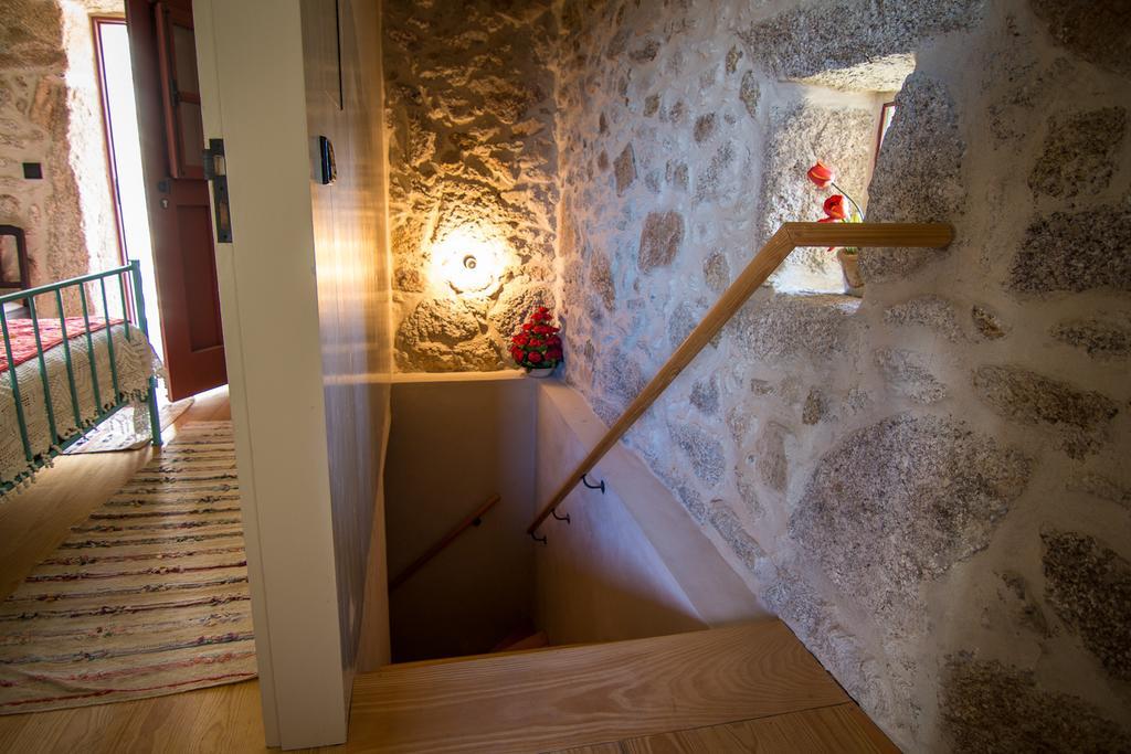 Maison d'hôtes Casas Dos Avos à Vale de Cambra Chambre photo