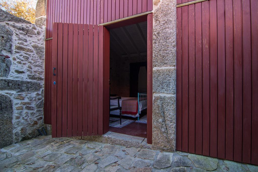 Maison d'hôtes Casas Dos Avos à Vale de Cambra Chambre photo