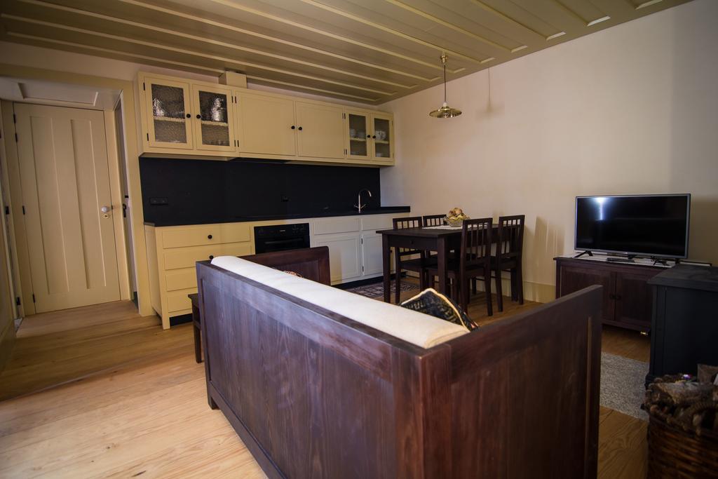 Maison d'hôtes Casas Dos Avos à Vale de Cambra Chambre photo